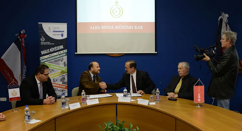 20151029 eondualis02