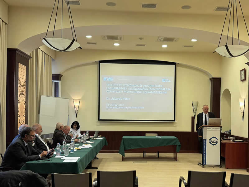 🎓 Gratulálunk Dr. Udvardy Péternek habilitációja alkalmából! 👏