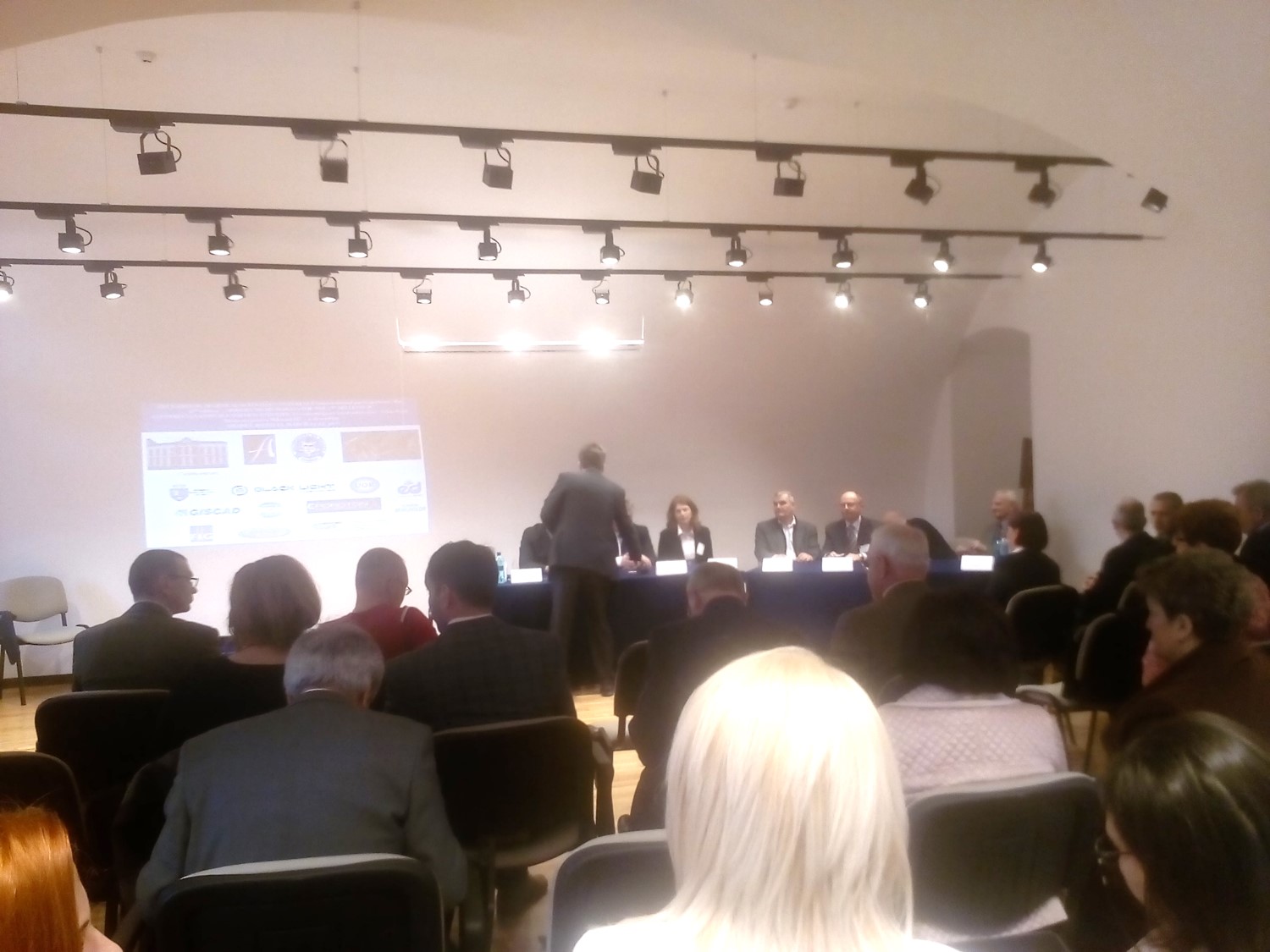 „Modern technológiák a harmadik évezredben” konferencia Nagyváradon
